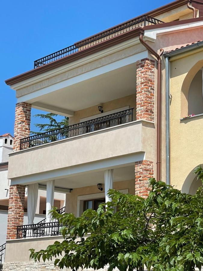 Apartments Sanja Pinezići Dış mekan fotoğraf